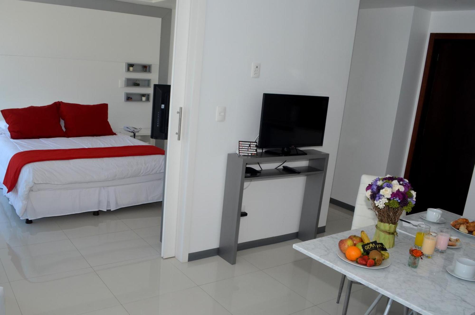 Hotel Gema Luxury Suites Montevideo Room photo