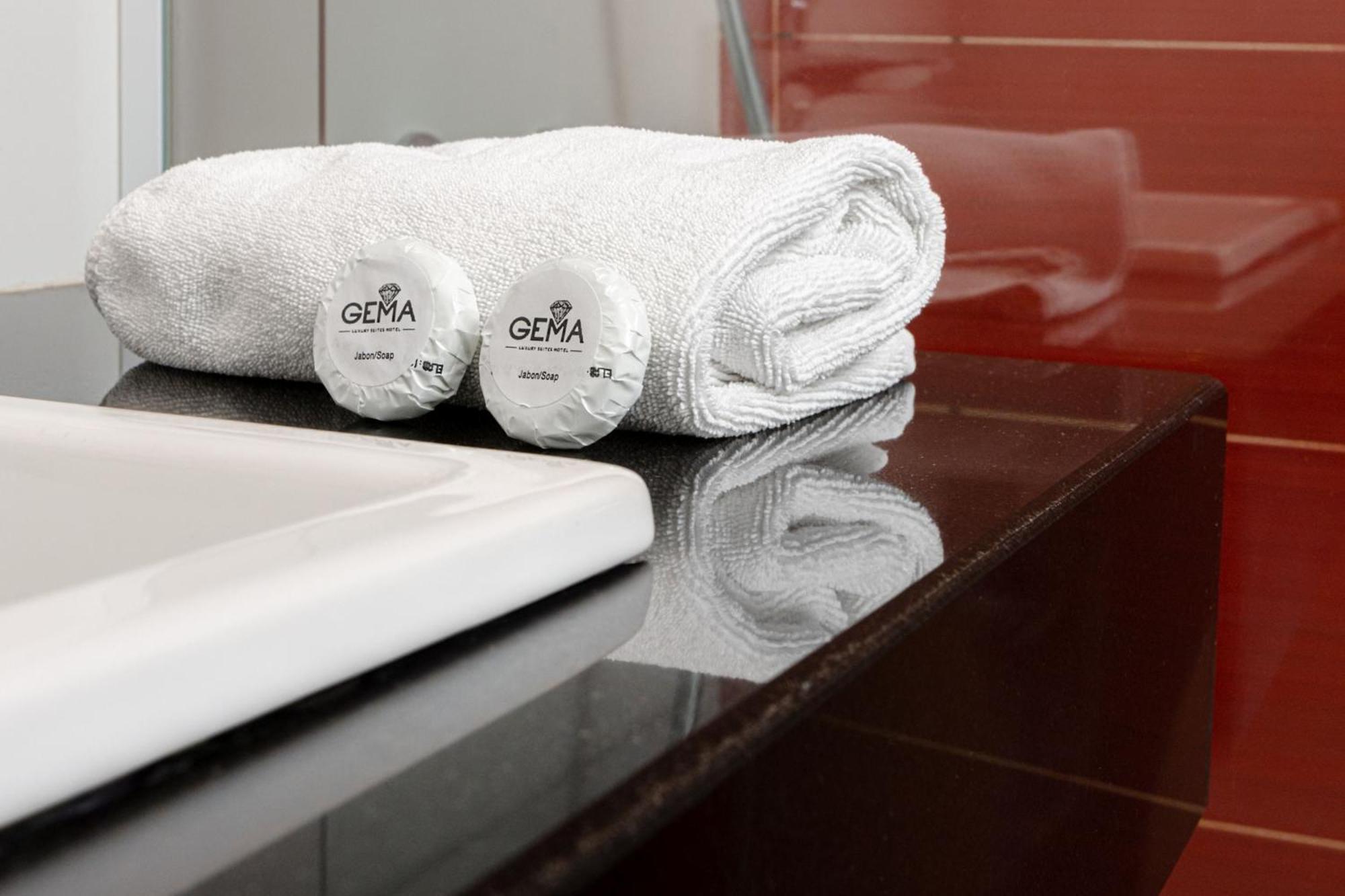 Hotel Gema Luxury Suites Montevideo Exterior photo