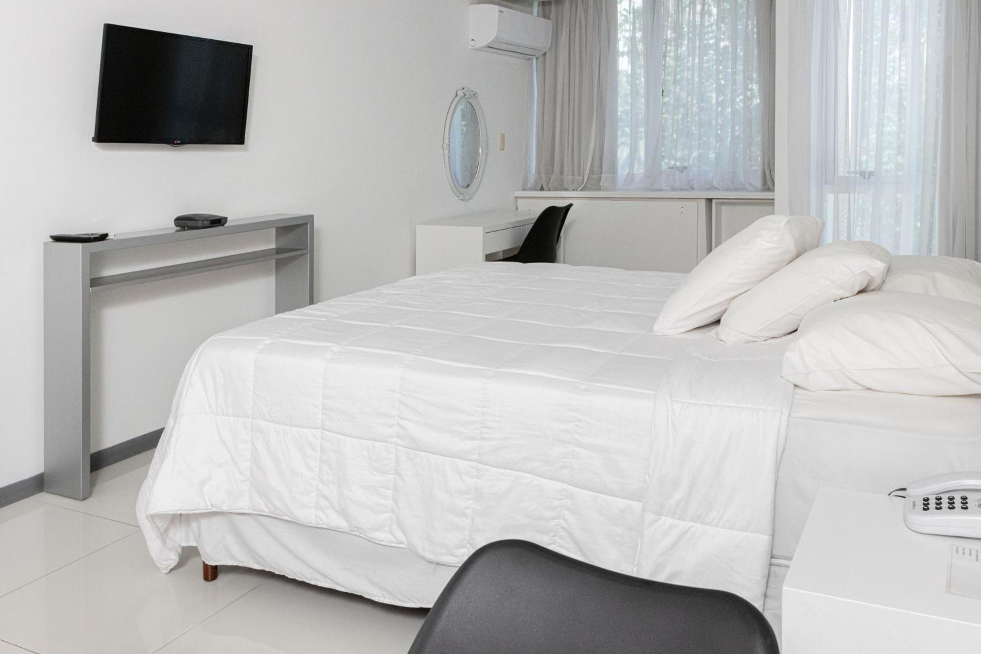 Hotel Gema Luxury Suites Montevideo Exterior photo